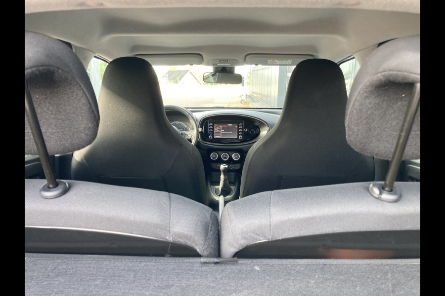Toyota Aygo X 1.0 VVT-i Play 5-drs. CAMERA/CARPLAY/AIRCO/ADAPT.CRUISE