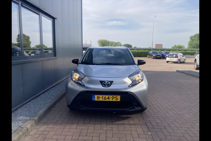 Toyota Aygo X 1.0 VVT-i Play 5-drs. CAMERA/CARPLAY/AIRCO/ADAPT.CRUISE