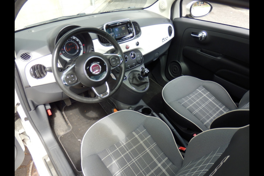 Fiat 500 1.2 Lounge | 4 cil. | Panoramadak | Clima | Navi | Pdc |