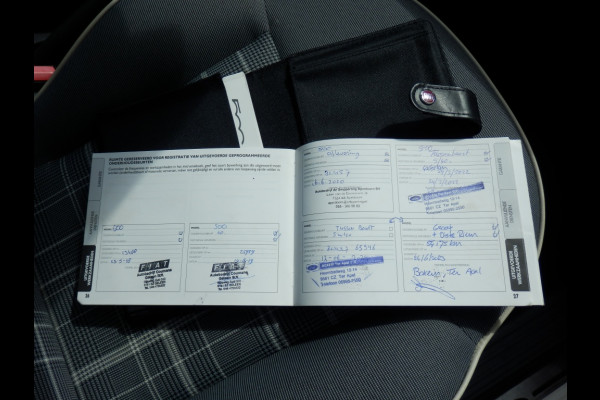 Fiat 500 1.2 Lounge | 4 cil. | Panoramadak | Clima | Navi | Pdc |
