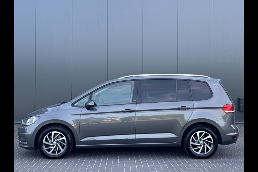 Volkswagen Touran 1.5 TSI Highline DSG TREKHAAK NAVI ACC ECC PDC LED APPLE CARPLAY