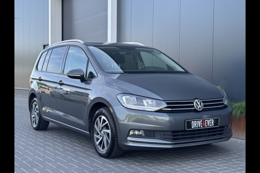 Volkswagen Touran 1.5 TSI Highline DSG TREKHAAK NAVI ACC ECC PDC LED APPLE CARPLAY