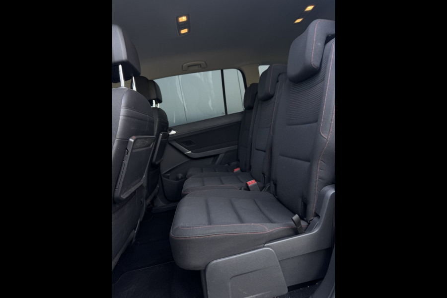 Volkswagen Touran 1.5 TSI Highline DSG TREKHAAK NAVI ACC ECC PDC LED APPLE CARPLAY