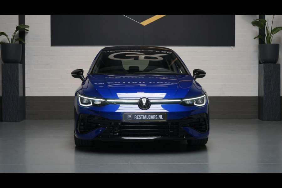 Volkswagen Golf VIII R 2.0 TSI 4M PERFORMANCE AKRAPOVIC-CAMERA-HARMAN KARDON-HUD-IQ LIGHT-KEYLESS-PANORAMA