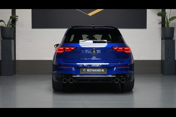 Volkswagen Golf VIII R 2.0 TSI 4M PERFORMANCE AKRAPOVIC-CAMERA-HARMAN KARDON-HUD-IQ LIGHT-KEYLESS-PANORAMA