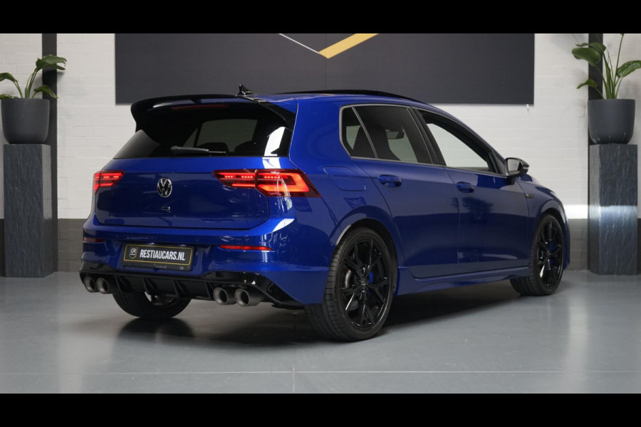 Volkswagen Golf VIII R 2.0 TSI 4M PERFORMANCE AKRAPOVIC-CAMERA-HARMAN KARDON-HUD-IQ LIGHT-KEYLESS-PANORAMA