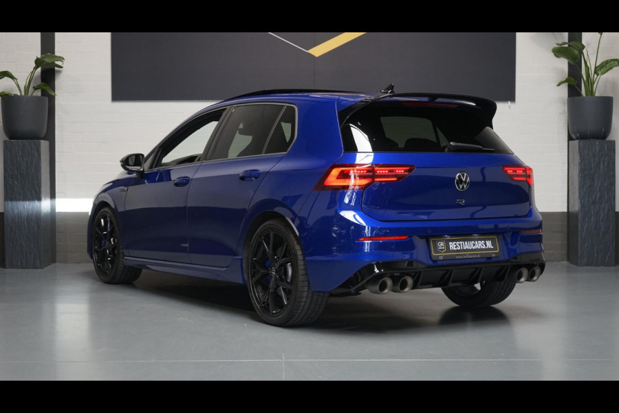 Volkswagen Golf VIII R 2.0 TSI 4M PERFORMANCE AKRAPOVIC-CAMERA-HARMAN KARDON-HUD-IQ LIGHT-KEYLESS-PANORAMA