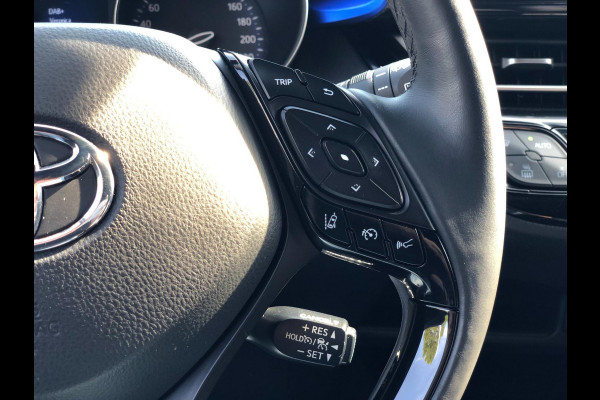 Toyota C-HR 1.8 Hybrid Bi-Tone Plus | Navi, Camera, Stoel+Stuurverw., Climate, Cruise, Trekhaak afn. | Parelmoer | NAP |
