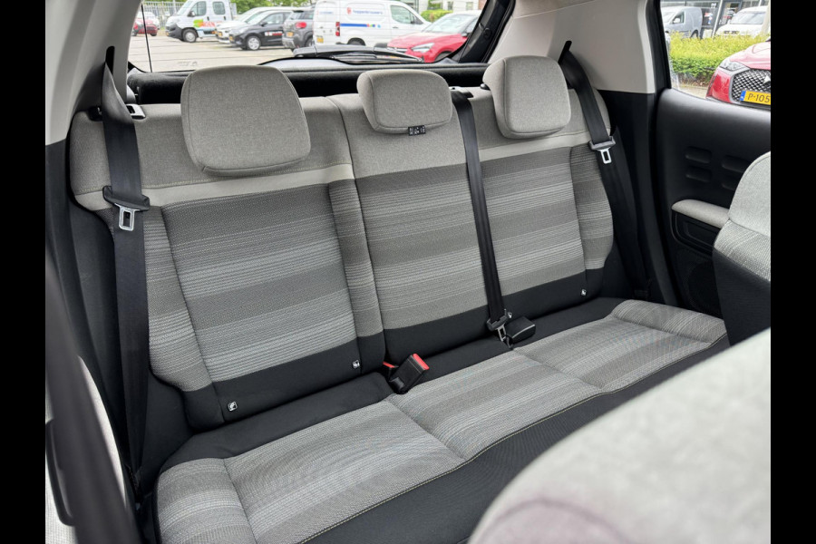 Citroën C3 1.2 PT 110 EAT6 Shine | Navi | Panoramadak | Trekhaak | Prijs is rijklaar