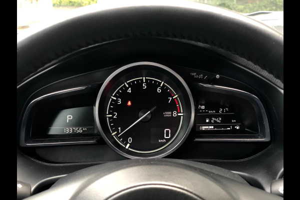 Mazda 3 2.0 SkyActiv-G 120 SkyLease GT | Head-Up, Navi, Camera, Stoel+Stuurverw., Climate | Dealeronderhouden | Eternal Blue |