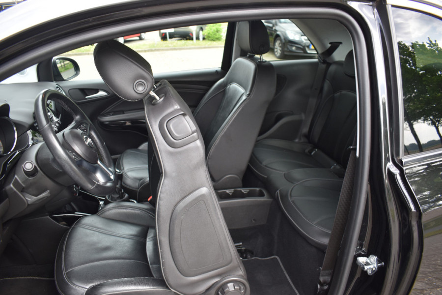 Opel ADAM 1.0 Turbo Rocks / Swing Top / Cruise Control / Clima / Bluetooth / Leder / Verw. stoelen + stuur