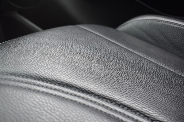 Opel ADAM 1.0 Turbo Rocks / Swing Top / Cruise Control / Clima / Bluetooth / Leder / Verw. stoelen + stuur