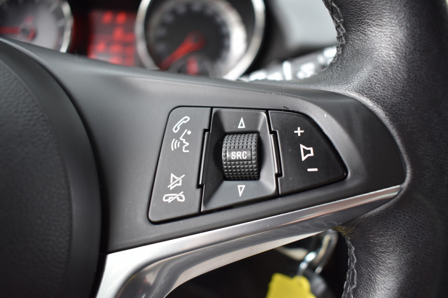 Opel ADAM 1.0 Turbo Rocks / Swing Top / Cruise Control / Clima / Bluetooth / Leder / Verw. stoelen + stuur