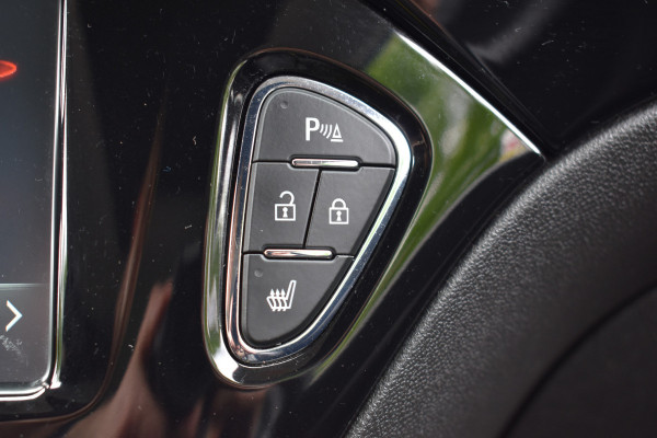 Opel ADAM 1.0 Turbo Rocks / Swing Top / Cruise Control / Clima / Bluetooth / Leder / Verw. stoelen + stuur