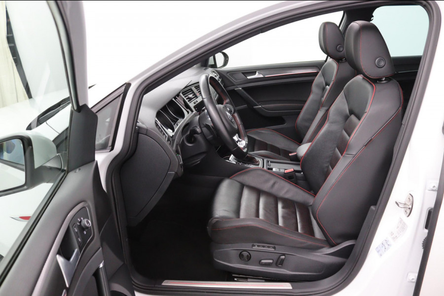 Volkswagen Golf 2.0TSI GTI Performance*245PK*PANO*LEER*ACC*LED*DCC