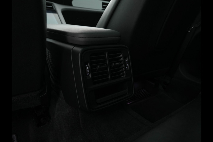 Porsche Taycan Performance 84 kWh [ 3-Fase ] Aut. *PANO | HEAT-PUMP | SPORT-CHRONO-PACK | LEATHER-MICROFIBRE | FULL-LED | MEMORY-PACK | BOSE-SOUND | AIR-SUSPENSION | BLINDSPOT | HEATED-SPORT-SEATS | CAMERA | DAB+ | ECC | PDC | 20''ALU*