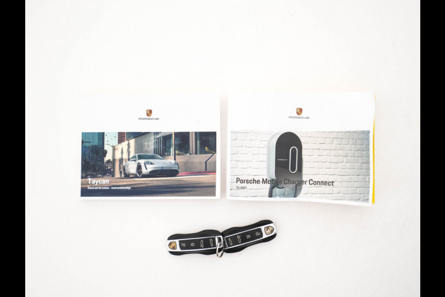 Porsche Taycan Performance 84 kWh [ 3-Fase ] Aut. *PANO | HEAT-PUMP | SPORT-CHRONO-PACK | LEATHER-MICROFIBRE | FULL-LED | MEMORY-PACK | BOSE-SOUND | AIR-SUSPENSION | BLINDSPOT | HEATED-SPORT-SEATS | CAMERA | DAB+ | ECC | PDC | 20''ALU*