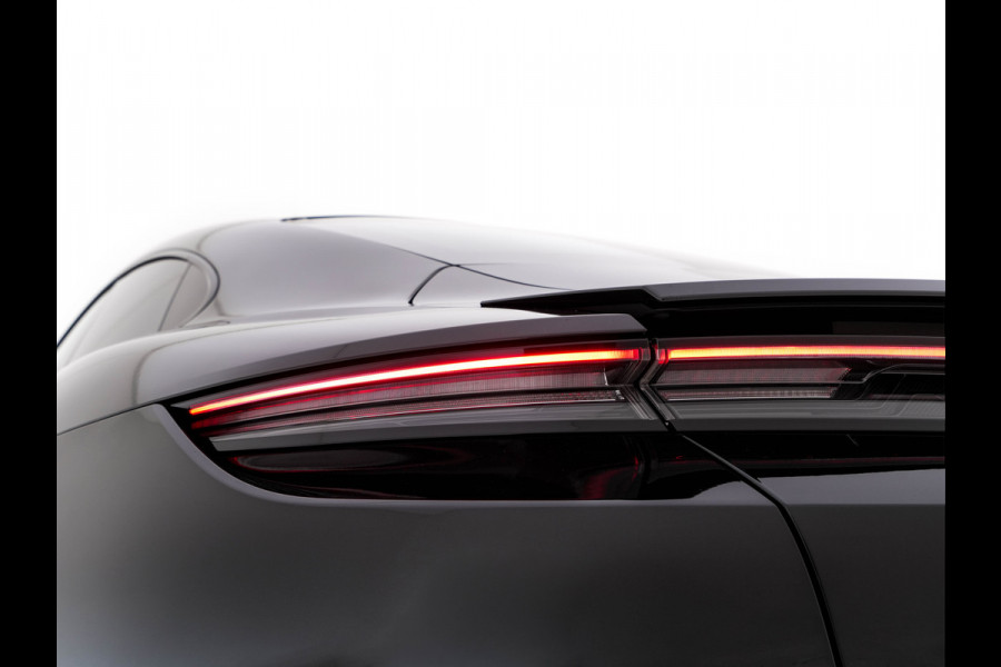 Porsche Taycan Performance 84 kWh [ 3-Fase ] Aut. *PANO | HEAT-PUMP | SPORT-CHRONO-PACK | LEATHER-MICROFIBRE | FULL-LED | MEMORY-PACK | BOSE-SOUND | AIR-SUSPENSION | BLINDSPOT | HEATED-SPORT-SEATS | CAMERA | DAB+ | ECC | PDC | 20''ALU*