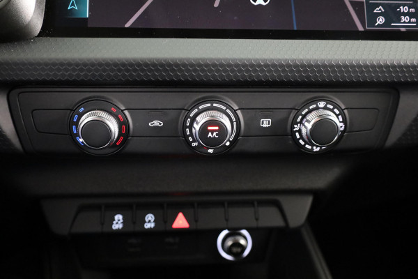 Audi A1 Sportback 25 TFSI epic 95pk | Navigatie | 17 inch Lichtmetalen velgen | Aplle Carplay/ Android Auto | Airconditioning