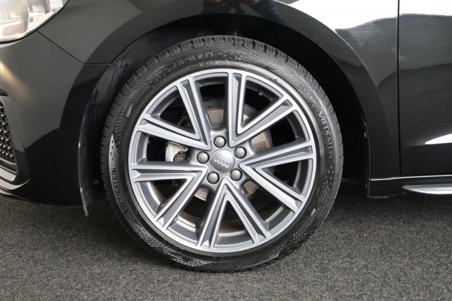 Audi A1 Sportback 25 TFSI epic 95pk | Navigatie | 17 inch Lichtmetalen velgen | Aplle Carplay/ Android Auto | Airconditioning