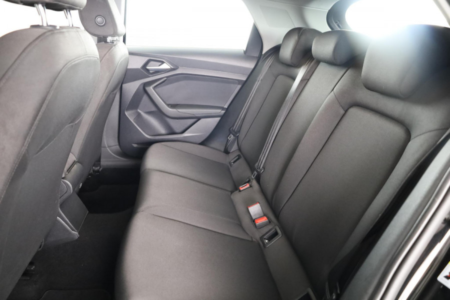 Audi A1 Sportback 25 TFSI epic 95pk | Navigatie | 17 inch Lichtmetalen velgen | Aplle Carplay/ Android Auto | Airconditioning
