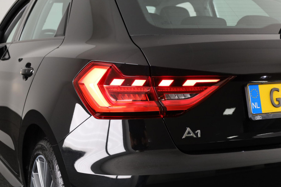 Audi A1 Sportback 25 TFSI epic 95pk | Navigatie | 17 inch Lichtmetalen velgen | Aplle Carplay/ Android Auto | Airconditioning
