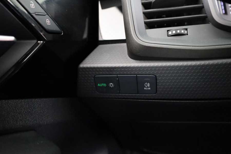 Audi A1 Sportback 25 TFSI epic 95pk | Navigatie | 17 inch Lichtmetalen velgen | Aplle Carplay/ Android Auto | Airconditioning