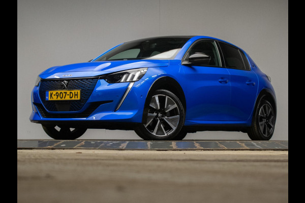 Peugeot e-208 EV GT 350 50 kWh Sport (APPLECARPLAY,NAVI,STOELVERWARMING,CRUISE,GETINT,CARBON,SPORTSTOELEN,CAMERA,SFEERVERLICHTING)