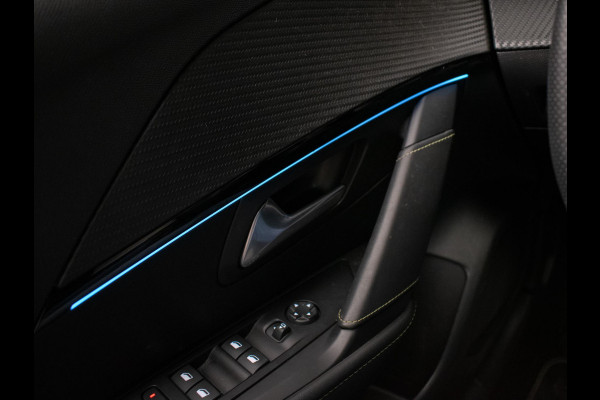 Peugeot e-208 EV GT 350 50 kWh Sport (APPLECARPLAY,NAVI,STOELVERWARMING,CRUISE,GETINT,CARBON,SPORTSTOELEN,CAMERA,SFEERVERLICHTING)