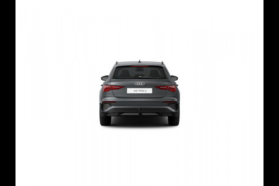 Audi A3 Sportback 40 TFSI e S edition 204 pk S-tronic | Verlengde garantie | Navigatie | Trekhaak (afneembaar) | Parkeersensoren (Park assist) | Adaptieve cruise control | Stoelverwarming | S-Line |