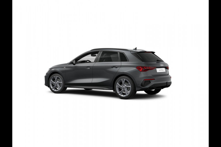 Audi A3 Sportback 40 TFSI e S edition 204 pk S-tronic | Verlengde garantie | Navigatie | Trekhaak (afneembaar) | Parkeersensoren (Park assist) | Adaptieve cruise control | Stoelverwarming | S-Line |