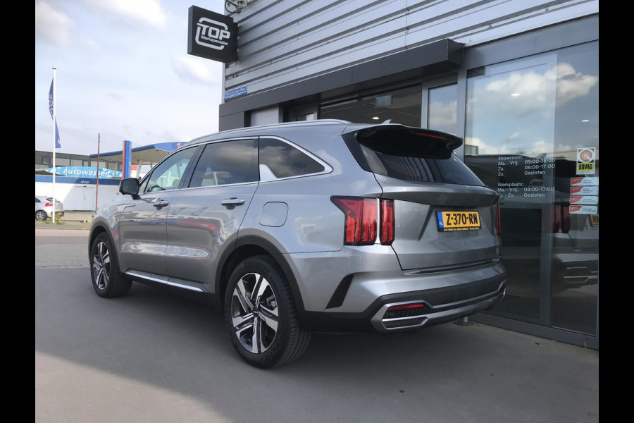 Kia Sorento 1.6 Plug-in Hybrid 4WD ExecutiveLine 7persoons Kia Sorento 1.6 T-GDI Plug-in Hybrid 4WD ComfortLine 5p.