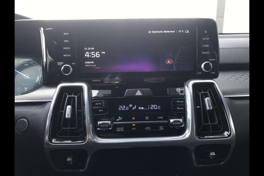 Kia Sorento 1.6 Plug-in Hybrid 4WD ExecutiveLine 7persoons Kia Sorento 1.6 T-GDI Plug-in Hybrid 4WD ComfortLine 5p.