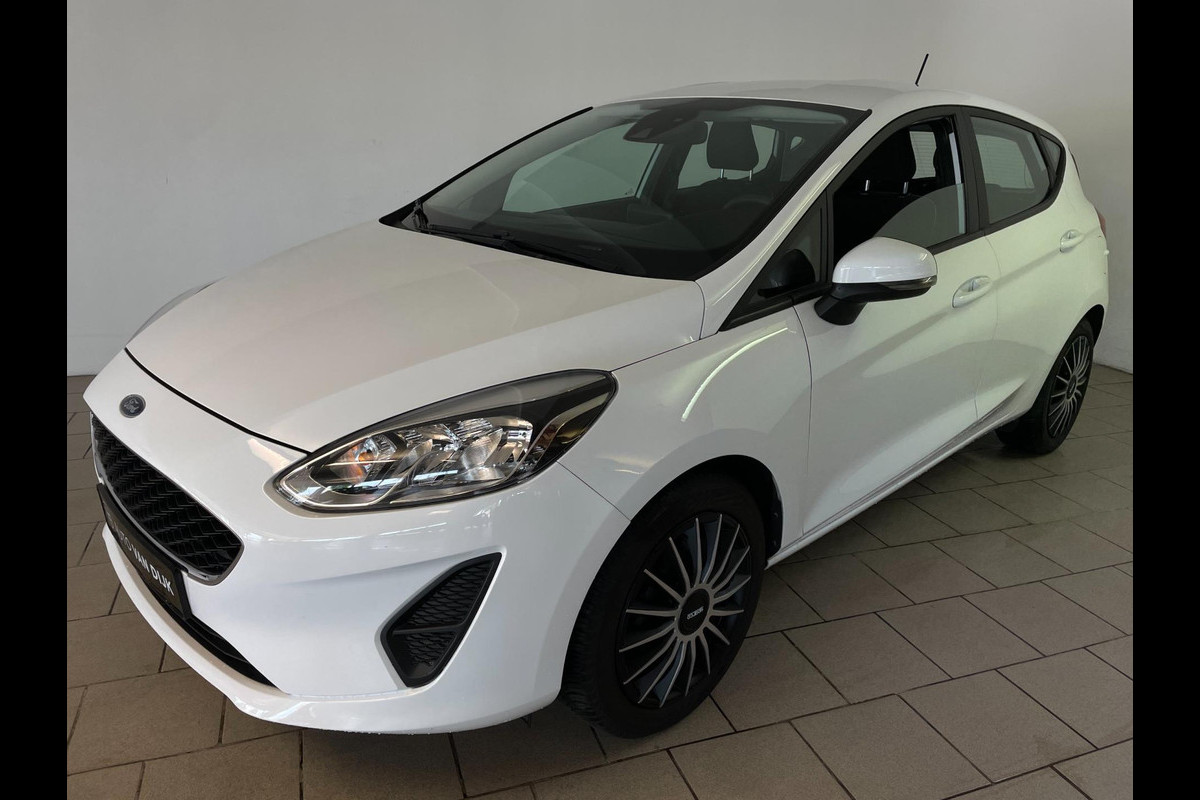 Ford Fiesta 1.1 AIRCO NAVI CRUISE BLUETOOTH ELEK RAMEN TREKHAAK CENT VERG 5DRDS ZEER NETTE AUTO Ford Fiesta 1.1 AIRCO NAVI CRUISE BLUETOOTH ELEK RAMEN TREKHAAK CENT VERG 5DRDS ZEER NETTE AUTO