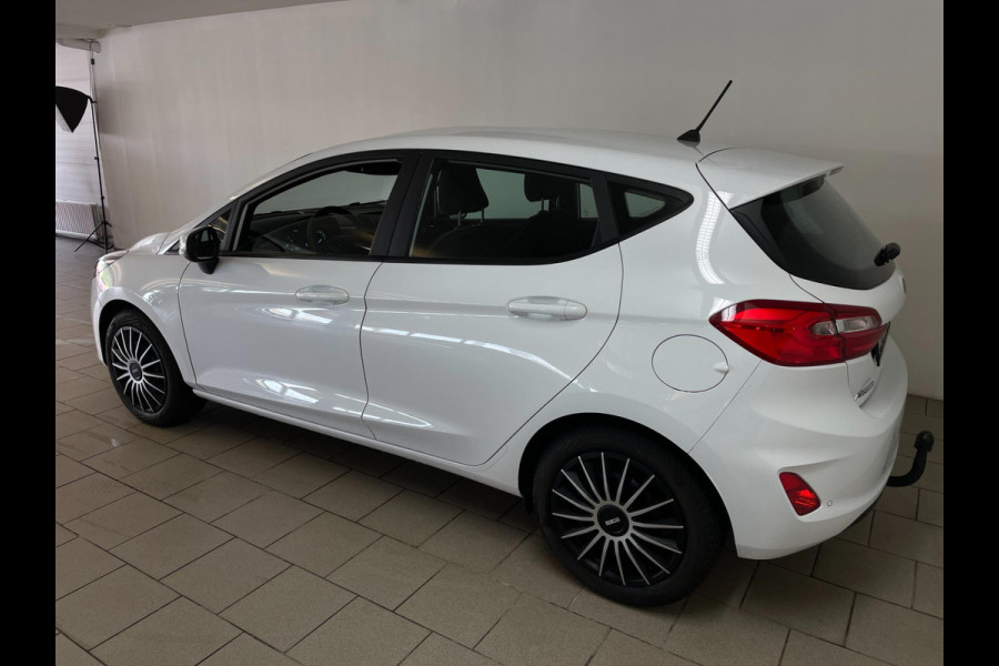 Ford Fiesta 1.1 AIRCO NAVI CRUISE BLUETOOTH ELEK RAMEN TREKHAAK CENT VERG 5DRDS ZEER NETTE AUTO