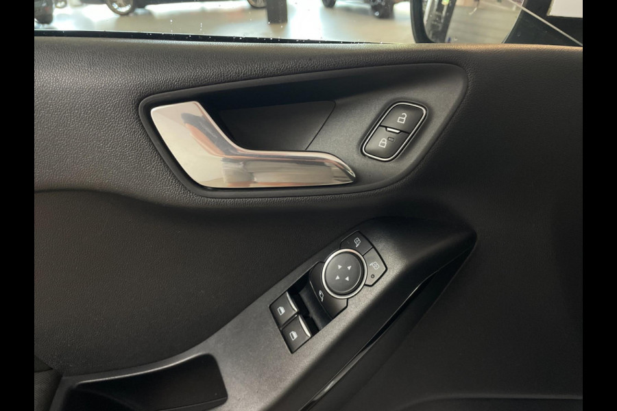 Ford Fiesta 1.1 AIRCO NAVI CRUISE BLUETOOTH ELEK RAMEN TREKHAAK CENT VERG 5DRDS ZEER NETTE AUTO