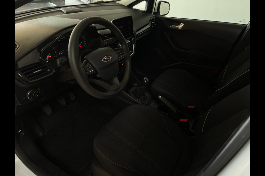Ford Fiesta 1.1 AIRCO NAVI CRUISE BLUETOOTH ELEK RAMEN TREKHAAK CENT VERG 5DRDS ZEER NETTE AUTO