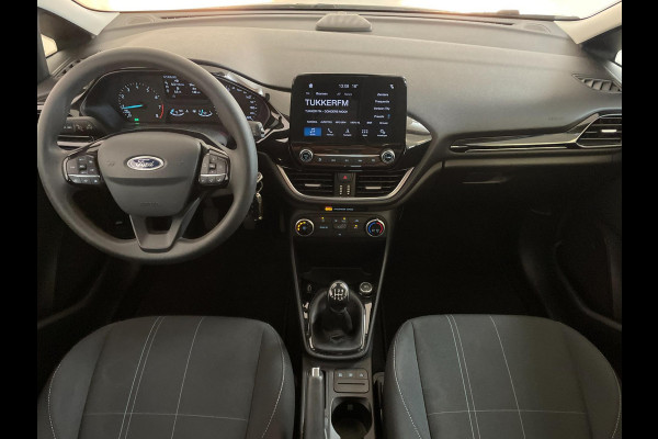 Ford Fiesta 1.1 AIRCO NAVI CRUISE BLUETOOTH ELEK RAMEN TREKHAAK CENT VERG 5DRDS ZEER NETTE AUTO