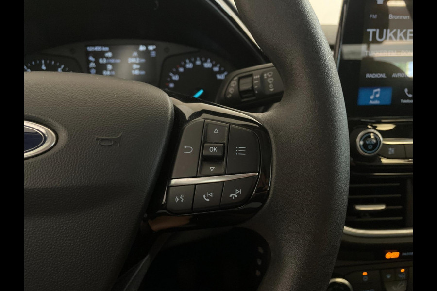 Ford Fiesta 1.1 AIRCO NAVI CRUISE BLUETOOTH ELEK RAMEN TREKHAAK CENT VERG 5DRDS ZEER NETTE AUTO