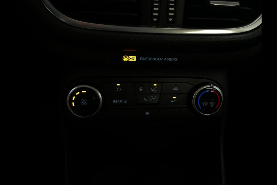 Ford Fiesta 1.1 AIRCO NAVI CRUISE BLUETOOTH ELEK RAMEN TREKHAAK CENT VERG 5DRDS ZEER NETTE AUTO