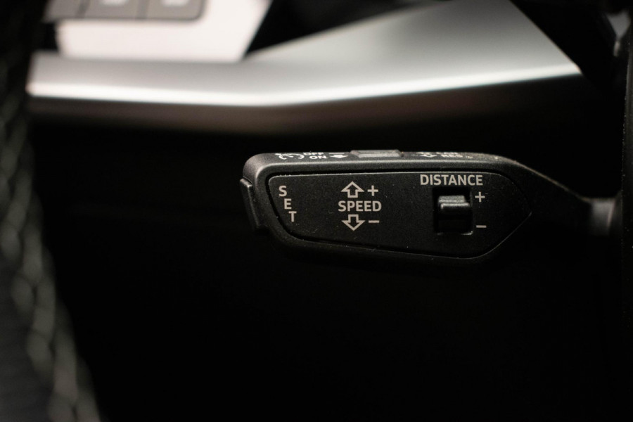 Audi A3 Limousine 35 TFSI edition one |Pano|Memory|Ambient|Adaptive|Carplay|Camera|