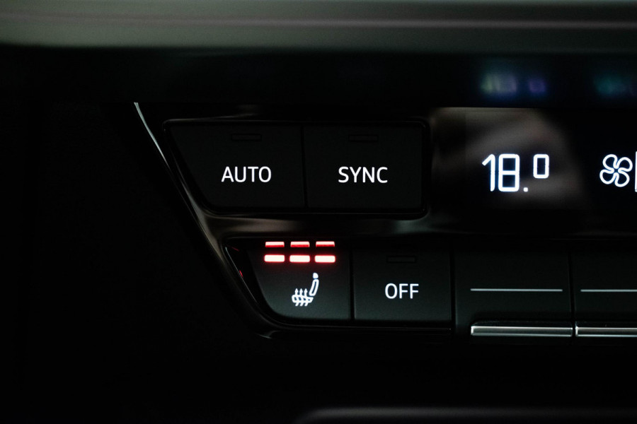 Audi A3 Limousine 35 TFSI edition one |Pano|Memory|Ambient|Adaptive|Carplay|Camera|