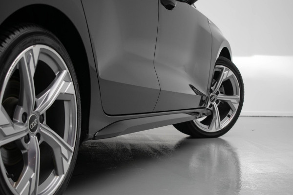 Audi A3 Limousine 35 TFSI edition one |Pano|Memory|Ambient|Adaptive|Carplay|Camera|