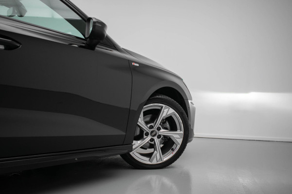 Audi A3 Limousine 35 TFSI edition one |Pano|Memory|Ambient|Adaptive|Carplay|Camera|