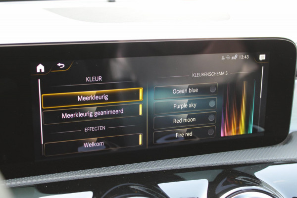 Mercedes-Benz CLA-Klasse Shooting Brake 250e PremiumPlus AMG-Line Panodak !!NIEUWBINNEN!!