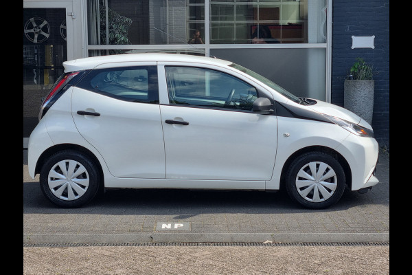 Toyota Aygo 1.0 VVT-i x-fun NAP / AIRCO /