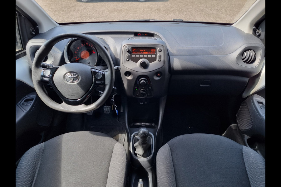 Toyota Aygo 1.0 VVT-i x-fun NAP / AIRCO /