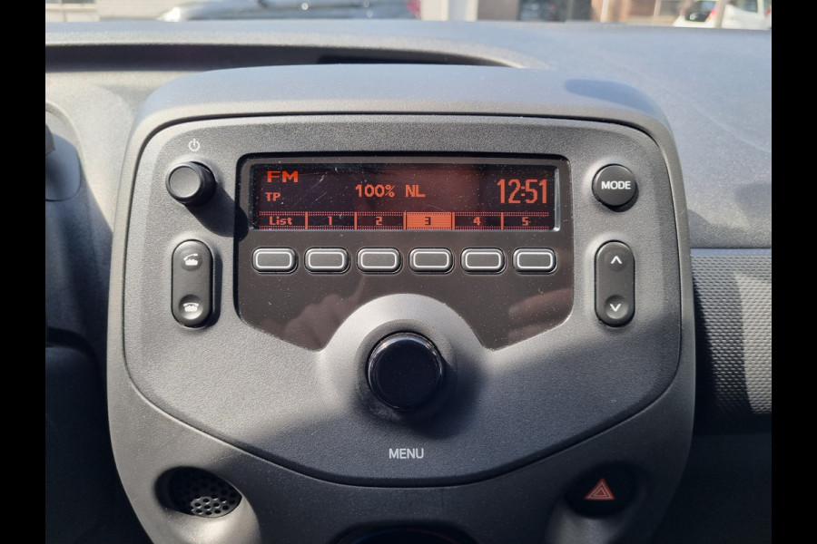 Toyota Aygo 1.0 VVT-i x-fun NAP / AIRCO /