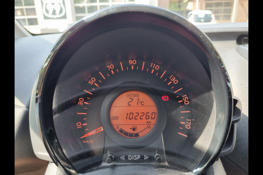 Toyota Aygo 1.0 VVT-i x-fun NAP / AIRCO /