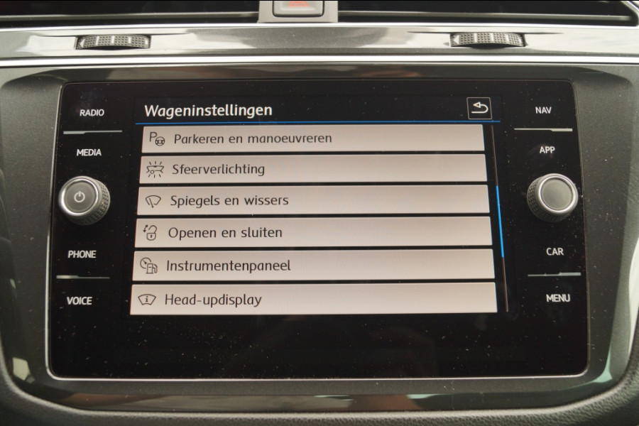 Volkswagen Tiguan 1.5 TSI 150pk DSG R-Line (2x) Highline Business